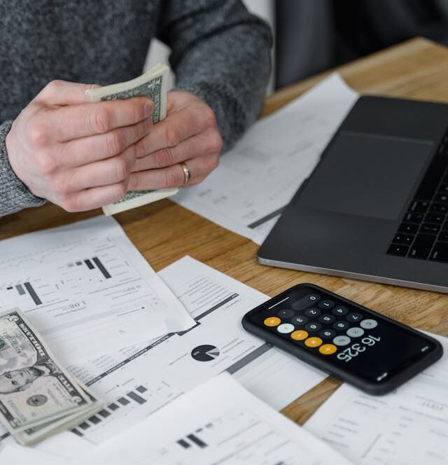 How to Earn Money Smartly